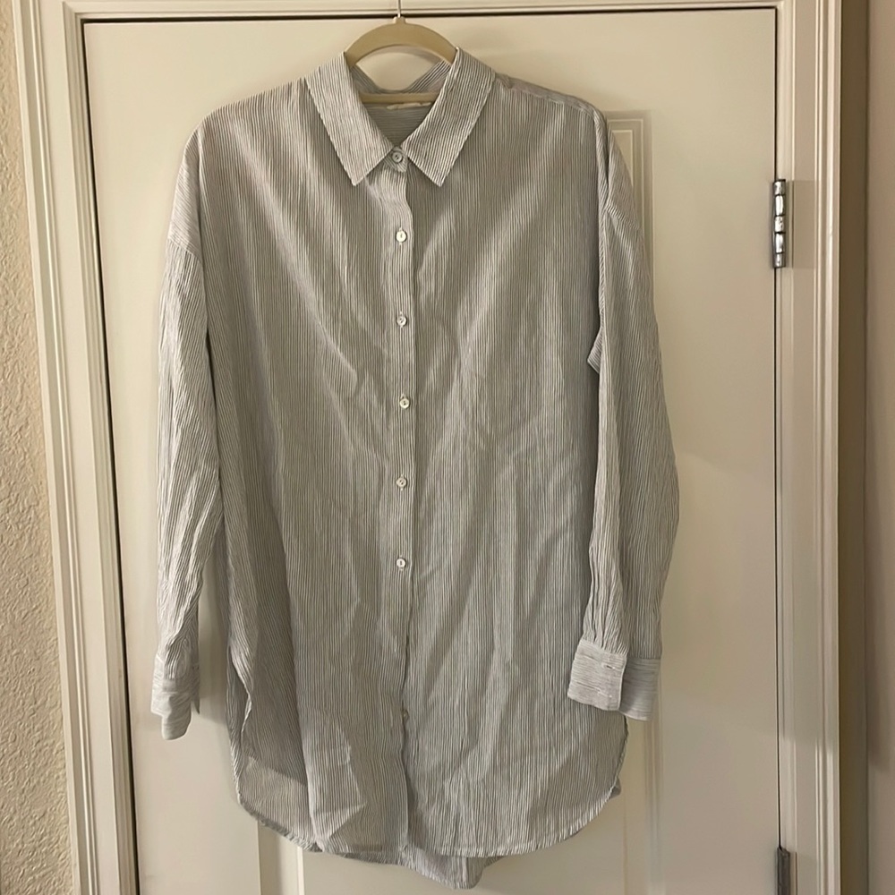 Eileen Fisher button down collared shirt, Size M